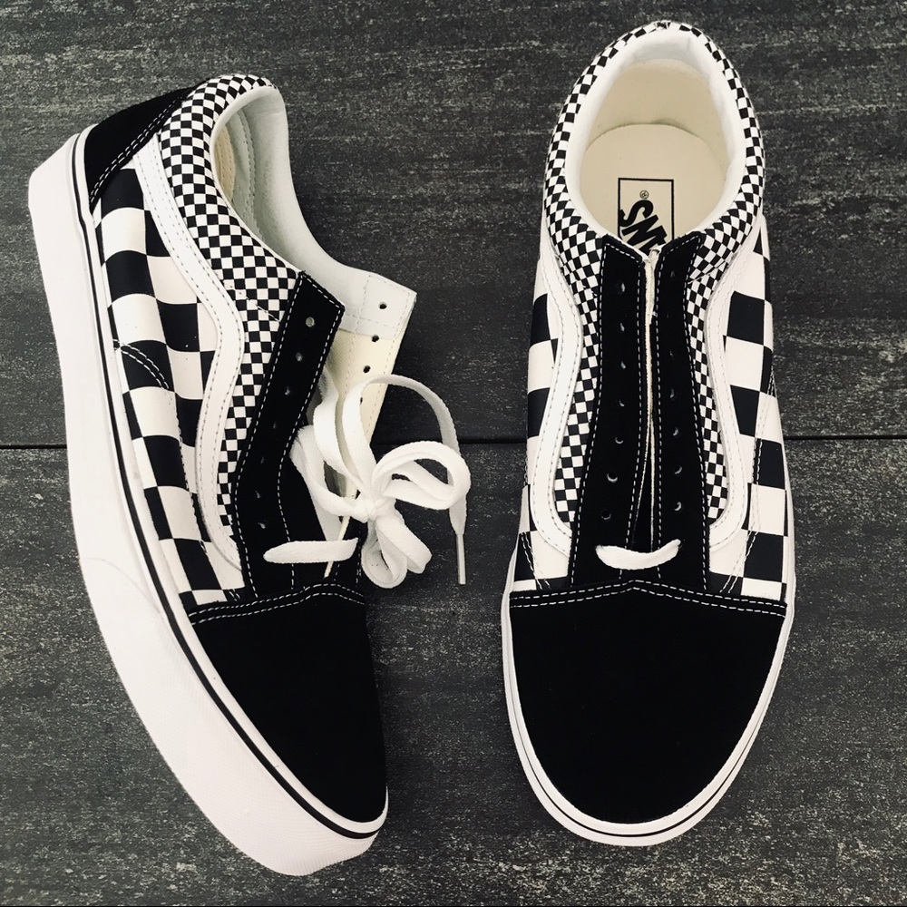 NEW Vans Old Skool checkered sneakers